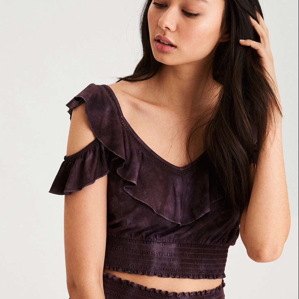 AE KNIT COLD SHOULDER RUFFLE TRIM TOP